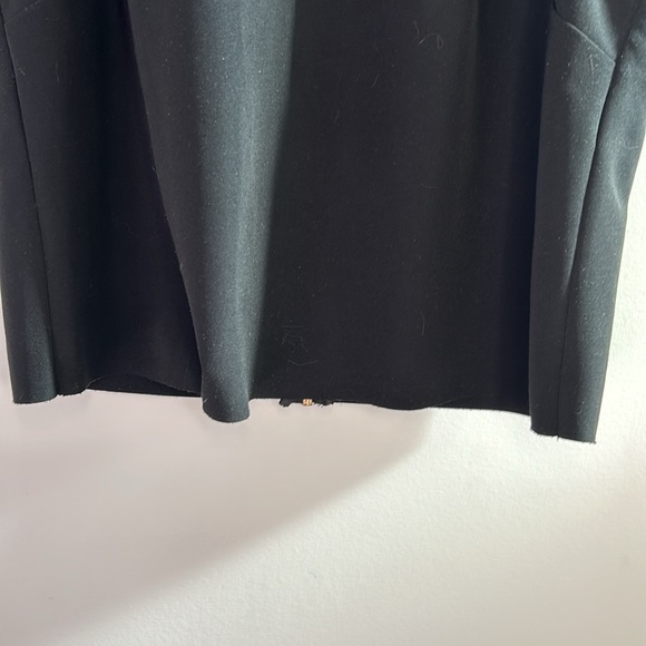 Simons Black Stylish Zip Up Top - Picture 3 of 4